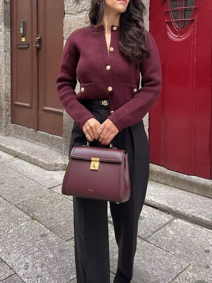 Cárdigan mor con botones dorados – Fiorella