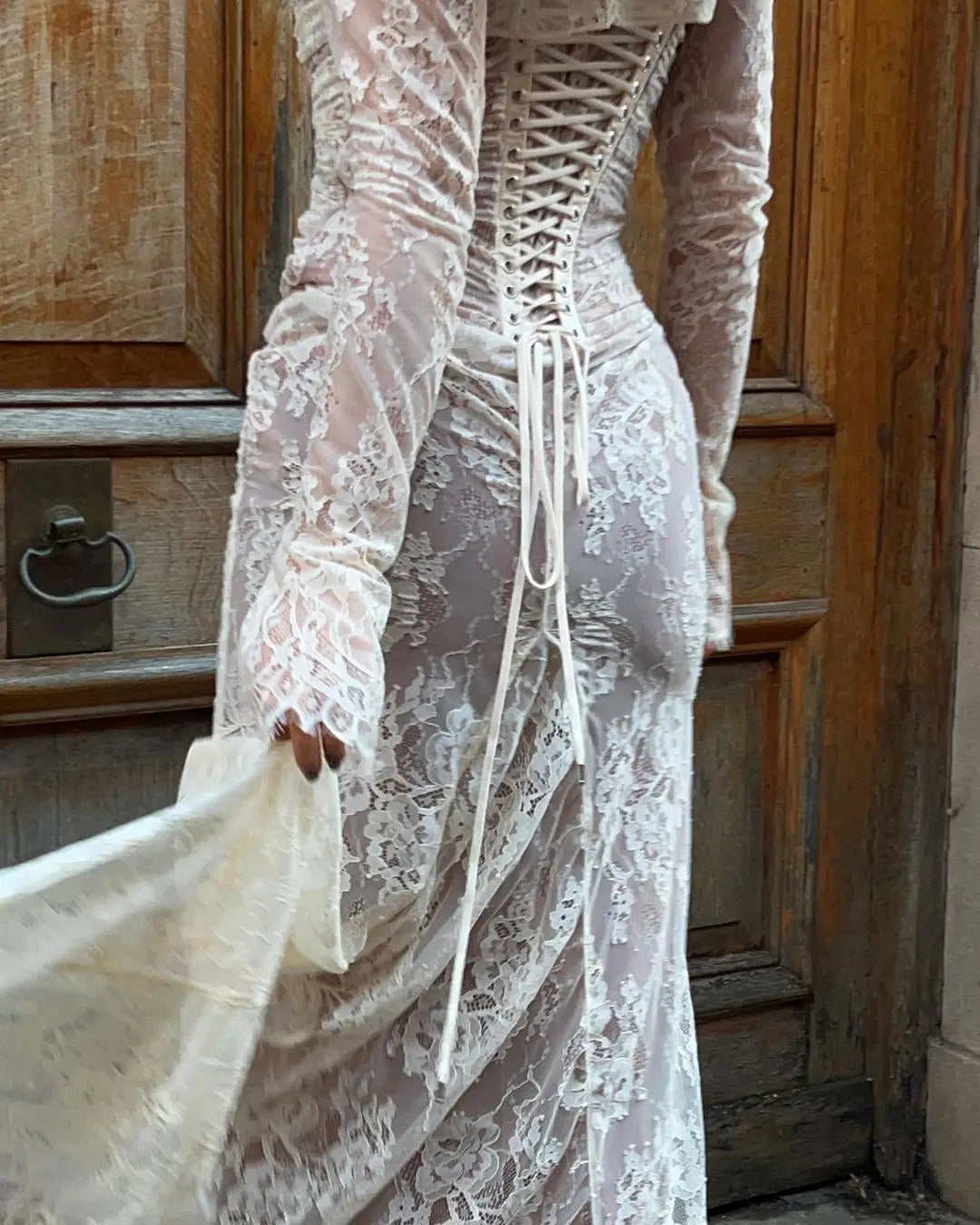 Vestido de encaje – Elara