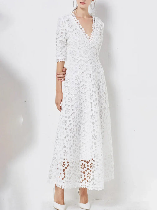 Vestido midi bordado con encaje – Celestina